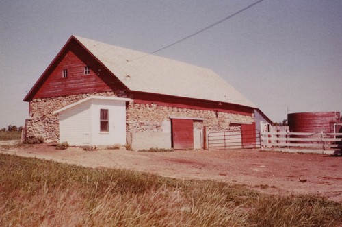 1970s stone barn red - 1970s,