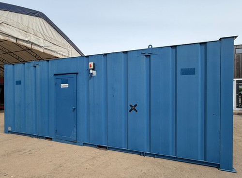 24x9ft open plan with - 24x9ft,